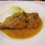 レストラン シェ・オカ - コックーレ（？）若鳥のソティ