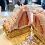 カフェ・ディ・フェスタ - 桜あんのモンブランの断面 2017/03/21