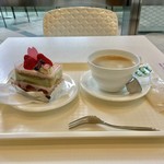 カフェ・ディ・フェスタ - 苺と抹茶の桜ショート 2017/03/23