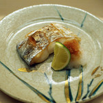 日本橋蛎殻町 すぎた - 【ツマミ】太刀魚の焼き物