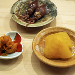 日本橋蛎殻町 すぎた - 【ツマミ】雲丹の佃煮、数の子、ホタルイカの沖漬け