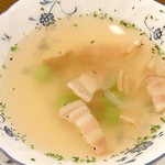 cafe chou chou - ベーコンと空豆のコンソメスープ