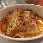 TRATTORIA AL SODO  - 特製ミートソースとゆで玉子のラザニア