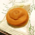 阿闍梨餅本舗 京菓子司 満月 - あじゃりもち