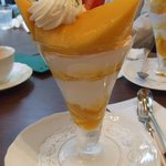 京橋千疋屋 - マンゴーパフェ。