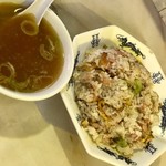 中華そば 秀宝 - 450円のチャーハンにはスープも付きますよ！
