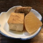 一心 - お通し
            大根、厚揚げ、鰤？の煮物