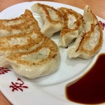 老郷 - 餃子も特別変わったものではないのに、凄く美味しい。