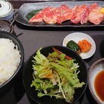 Sumibi Yakiniku Rishin - 