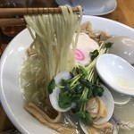 ふくろう - 追いはまぐり中華そば 塩
            
            麺リフト