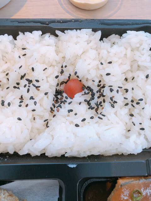 西新宿】牡蠣フライ定食ランチが超有名なお店の牡蠣フライ弁当