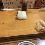 創作鮨心 - 皮目を炙った鯛と烏賊！
            