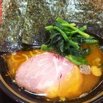 家系ラーメン とらきち家 - ラーメン並。￥670