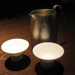 龢 - 【H23.7】お猪口二つ並べてみる。