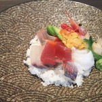 北海道食市場 丸海屋 - 本日の海鮮丼  リバースアングル