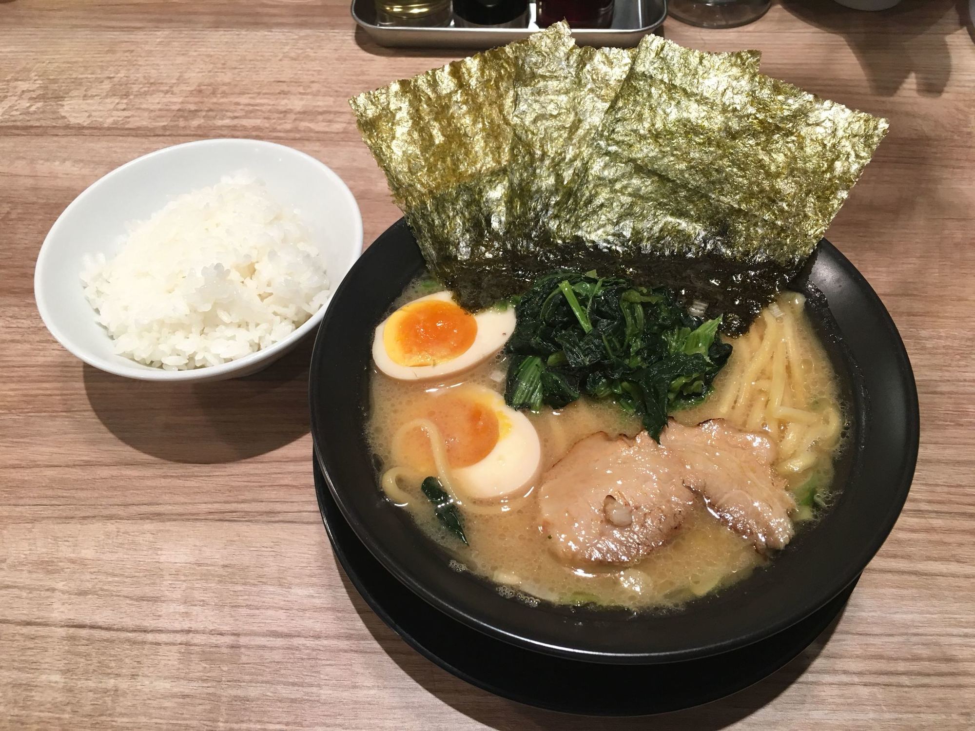横浜家系ラーメン 武骨家 name=