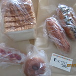 パン処 とと屋 - 買ってきてくれたモノ