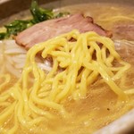 IOrI - 麺のアップです。