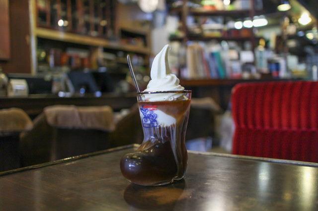 Komeda Coffee Ten Takatake Ten