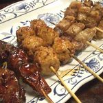 鳥善 - 串焼いろいろ
