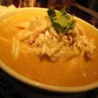 横浜中華街 重慶飯店 本館 - これが白い坦々麺