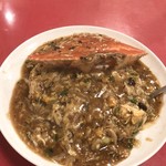 中華料理 龍鳳酒家 - テーブルに登場するや否や、彩色と蟹の薫りが食欲を掻き立てる。