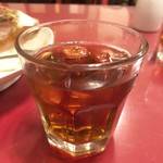 中華料理 龍鳳酒家 - お冷やを頼むと、烏龍茶を戴ける。