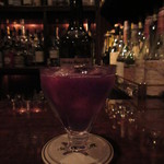 バースカーレット - カルバドスと葡萄のカクテル