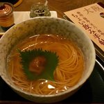 ワインと宇治茶 コント・デュ・ヴァン - 「京出汁香る特製にゅうめん」(ちょい飲み手帖)。