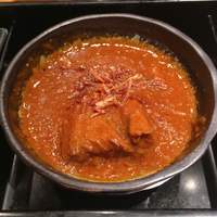 赤坂 金舌 - 遅得定食 @1,000円
                  ランチメニューのカレーもおかずの1つとして楽しめます。