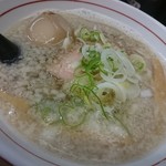 ラァメン ぼーんず - 背脂煮干し中華そば