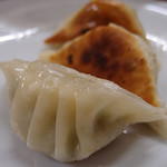 ギョーザ専門店 黒兵衛 - 