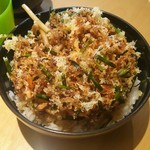 旬菜旬魚 お造りの山葵 - 桜エビかき揚げ丼