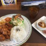 カフェしろくま - 料理写真:唐揚げランチ