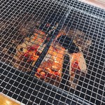 ろばたやき山ろく - 炭だけでテンション上がります