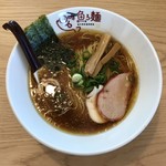 魚ろ麺 - 淡麗醤油ラーメン、780円です。