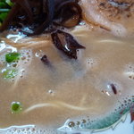 臭みのない濃厚トンコツ