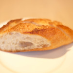 PICCOLA MONTAGNA - メインコースランチ 1500円 のパン