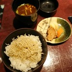 りょうりや 御旅屋 - じゃこめし