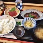和食はなむら - いか煮付刺身付定食(\980)