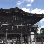川豊 - 成田山新勝寺の門