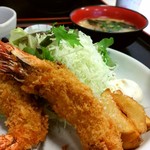 味千ラーメン - 味千なのに、ジャンボエビフライ定食