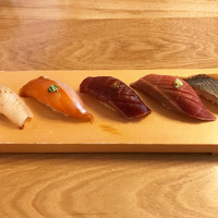 伊勢鮨 - 