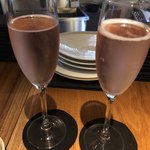 ロゼのシャンパンで乾杯♪