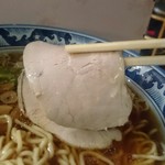 日の出食堂 - もも肉チャーシュー旨し