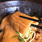 ラーメン いっとうや - 板状のメンマ