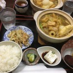 めん専門店 味良 - 美味しいおにぎりがメニューから消えて、小ライスを注文