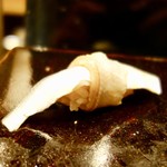 四季の鮨 蔵人 - ［2018/05］寿司① 天草産こはだの握り