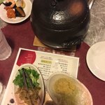 お粥と創作中華料理の店 小槌 - お粥と薬味