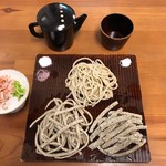 佐野蕎麦 - 三種盛りと飲む十割蕎麦